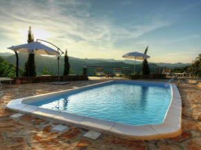 Bright Holiday Home in Modigliana with Swimming Pool Modigliana